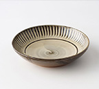 Shallow bowl